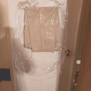 5- Khaki & 25each L.L.Bean  Khaki pants 5pair 25 each